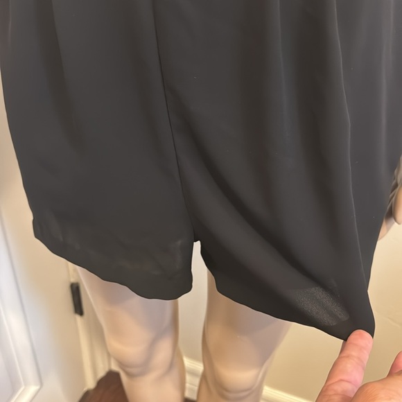 Express Jumper Shorts size 4 - Picture 4 of 7